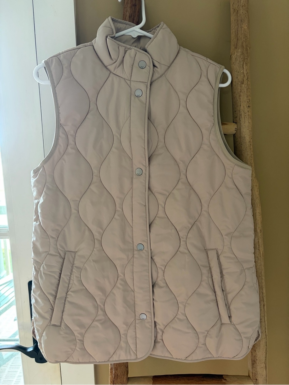 32 Degrees Quilted Puffer Vest in Light Beige